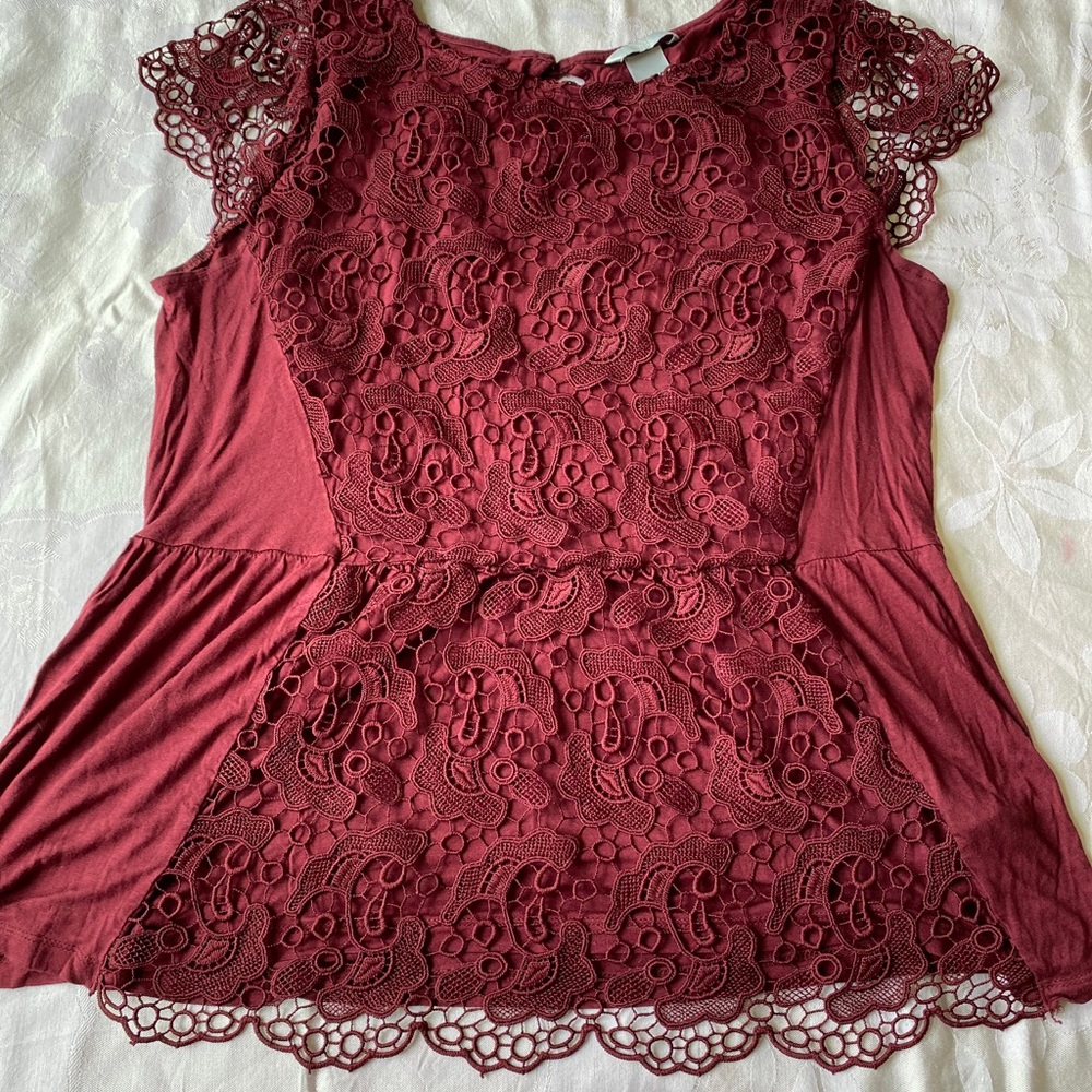 H&M knit and lace blouse